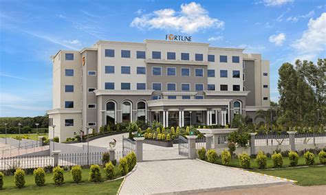 𝗧𝗛𝗘 𝟭𝟬 𝗕𝗘𝗦𝗧 Hotels in Hoshiarpur of 2024 .